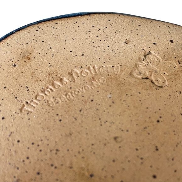 Thomas Pottery Seagrove NC Leaf Dish - Picture 8 of 8